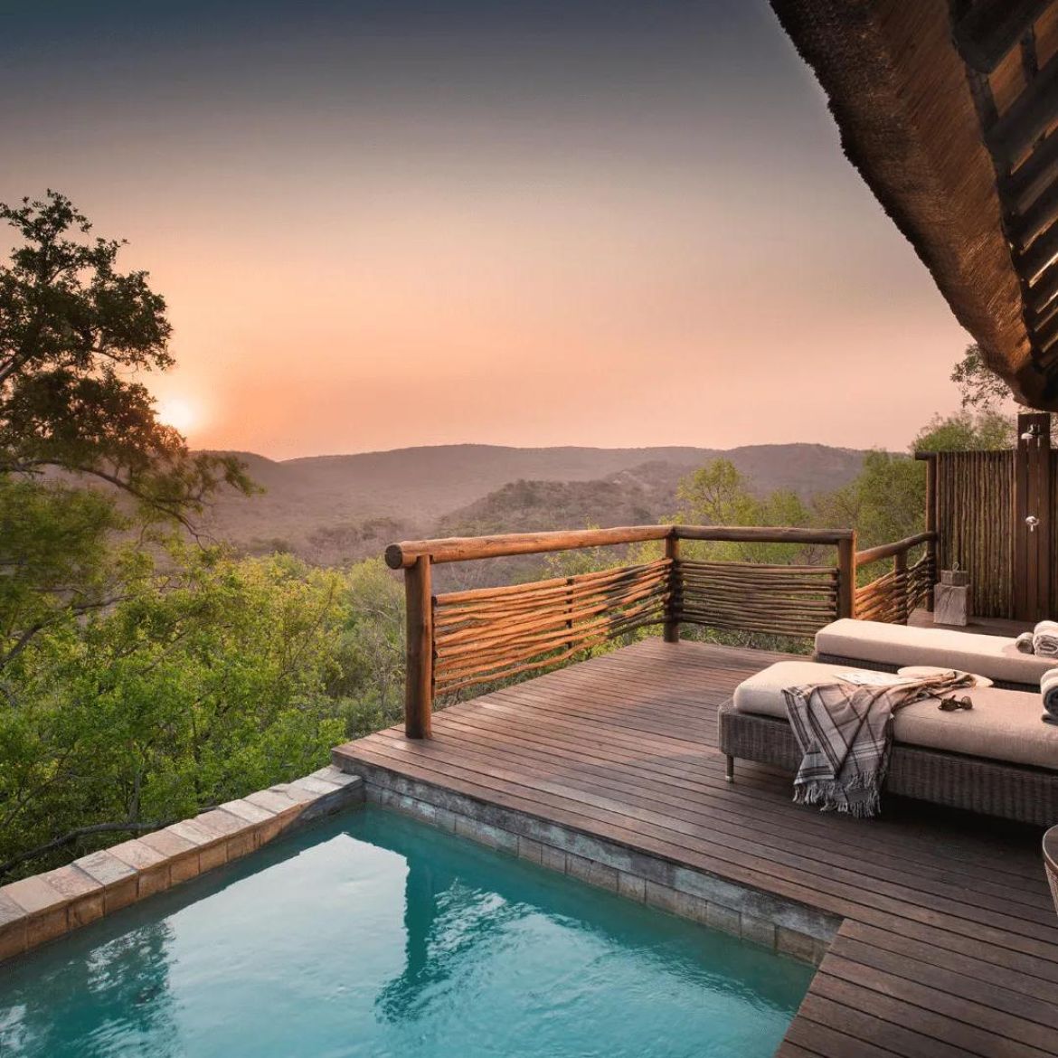 Serengeti Explorer: Lobo Wildlife Lodge